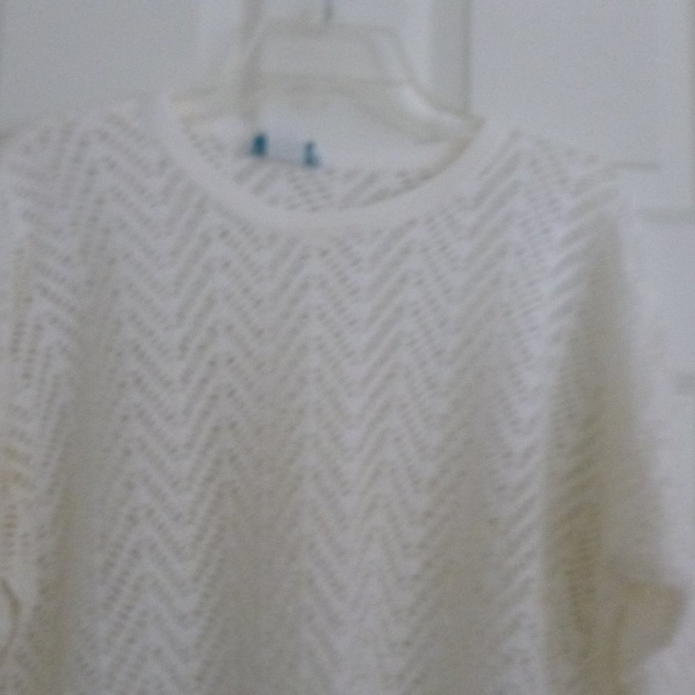 Women's White crocheted scoop neck swimsuit coverup